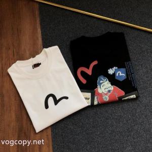 大人モード 上質感 今シーズン注目のアイテム半袖TシャツEVISUコピー 通販