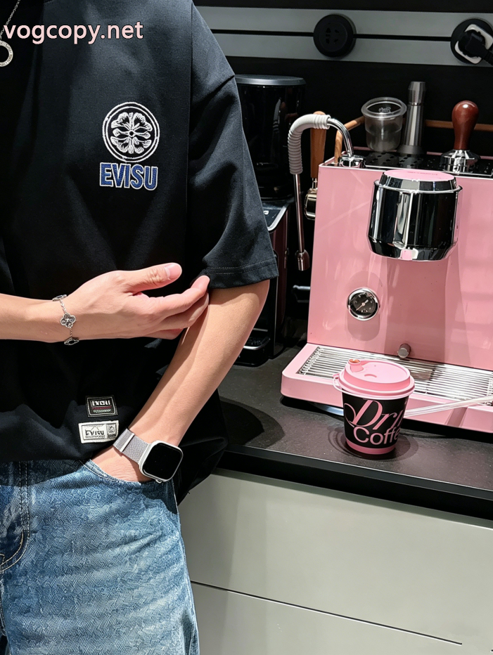 シャツ人気商品再入荷 都会的感 一目置かれる26春夏新作EVISUスーパー ブランド コピー.. 5 
